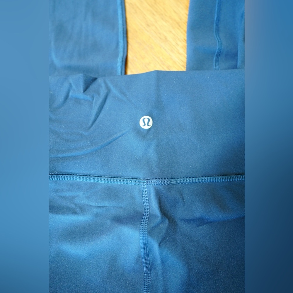 Lululemon Navy Wunder Train Leggings 25”